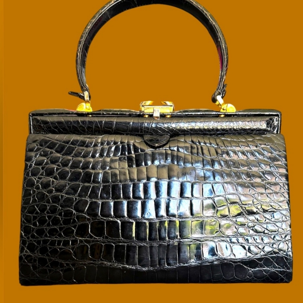 Jewelry bags and accessories share show tag list